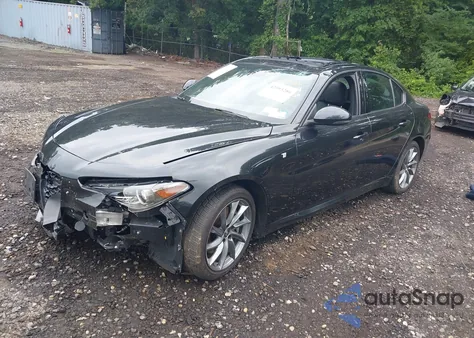 2022 Alfa Romeo Giulia Ti Awd из США, поврежденный, VIN ZARFANBN6N7655152